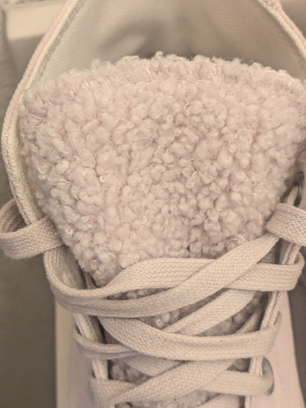 Converse Chuck Taylor All Star Lift Lug Sherpa High Top Pink Women’s 8.5 - Picture 3 of 11